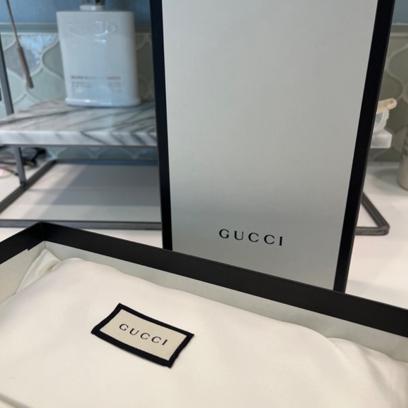 Gucci Kingsnake Print GG Supreme Canvas Pouch - Picture 6 of 6